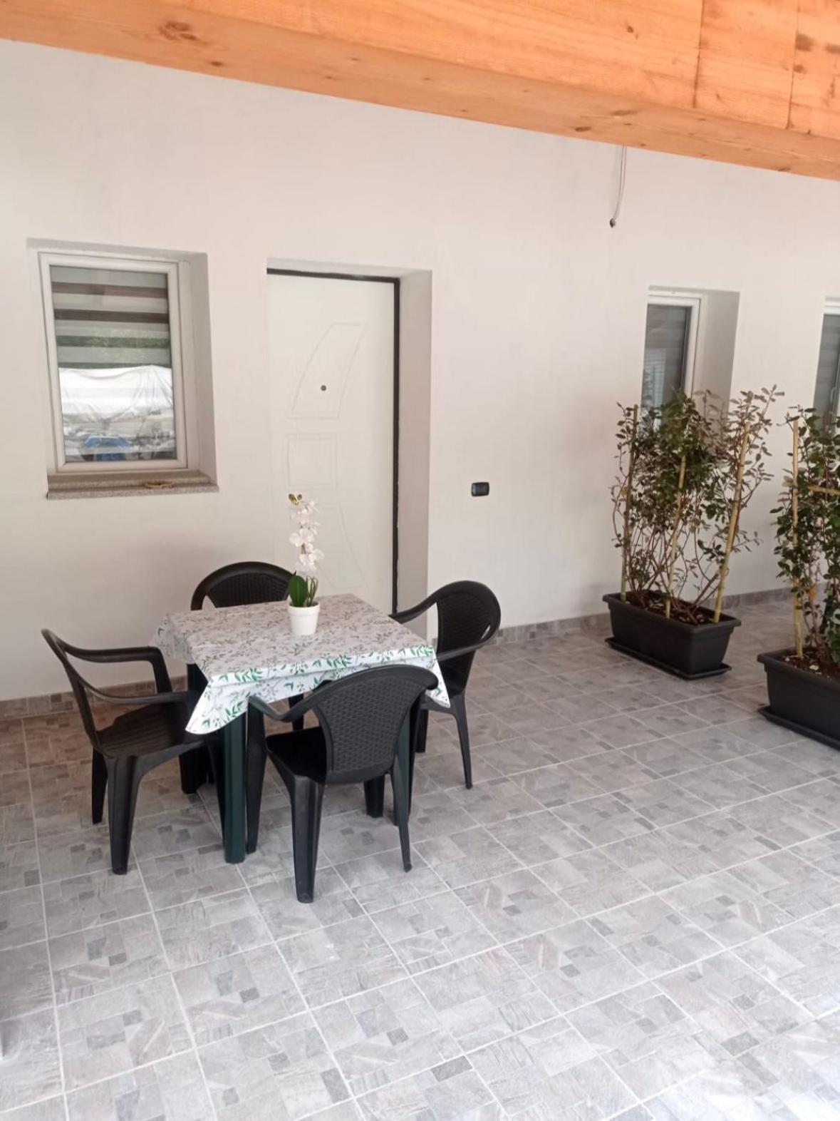 סיניסקולה Case Vacanze Rosa מראה חיצוני תמונה